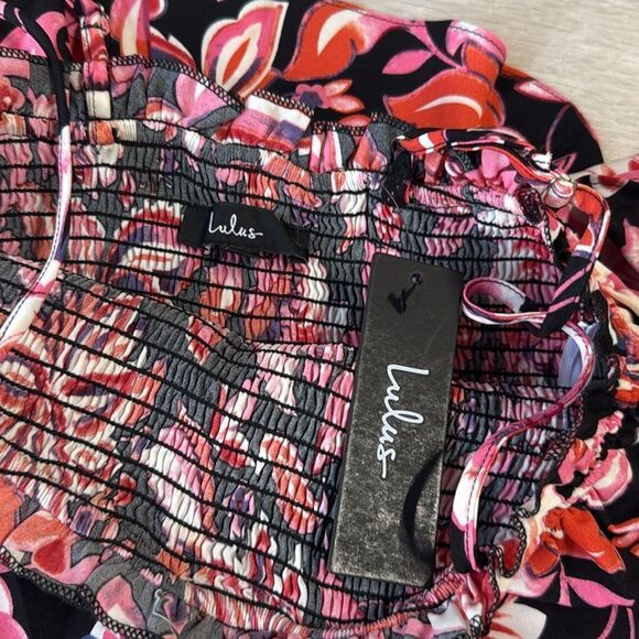 LULUS Sweet Treasure Pink Floral‎ Smocked Sleeveless Flounce Romper XS Nwt - Picture 3 of 3